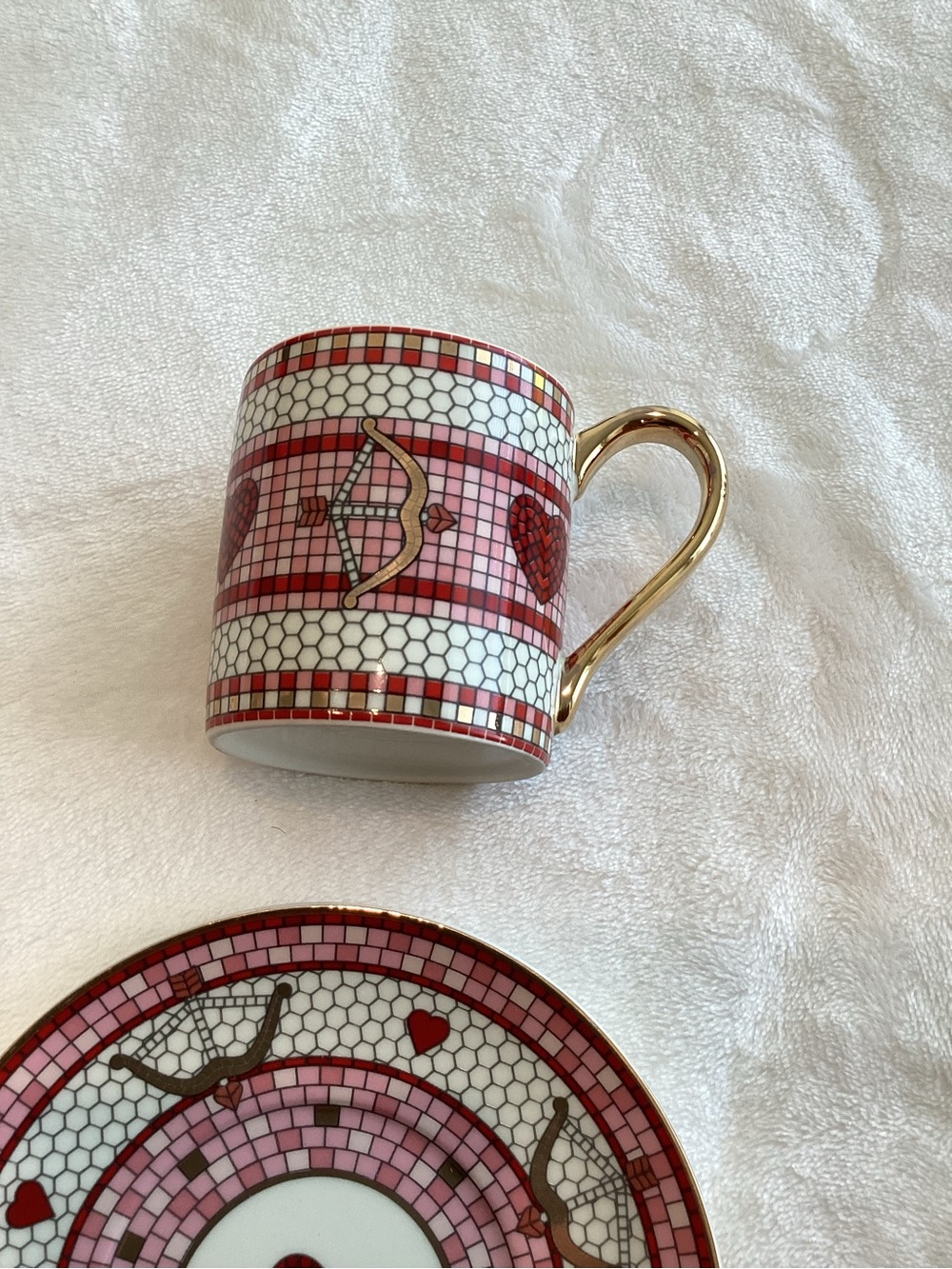 Anthropologie Bistro Espresso Cup Saucer 24KT Tile Stoneware Heart Bow & Arrow - Picture 11 of 14